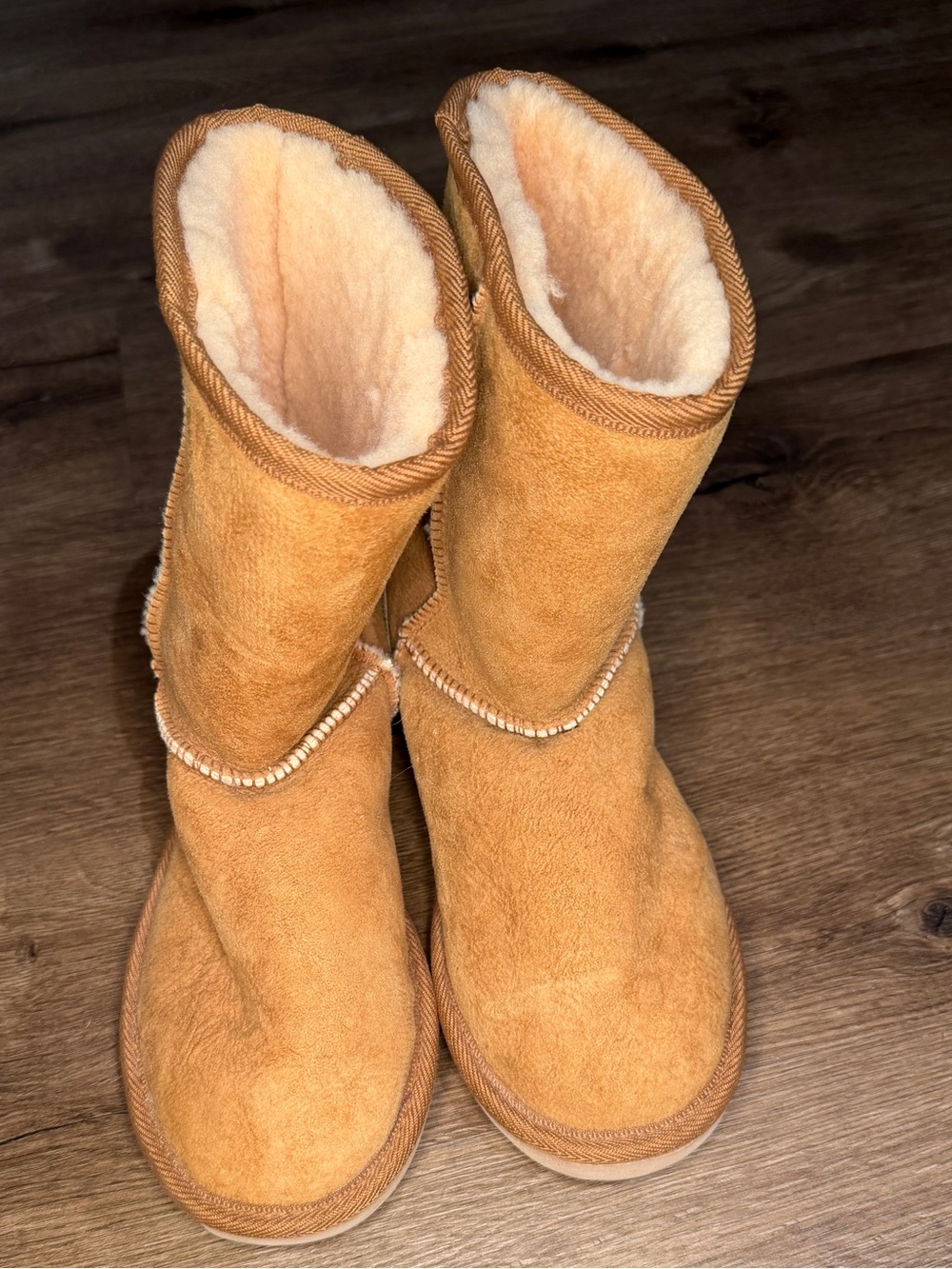 Emu Women’s Shearling Suede Mid-Calf Boots - Chestnut